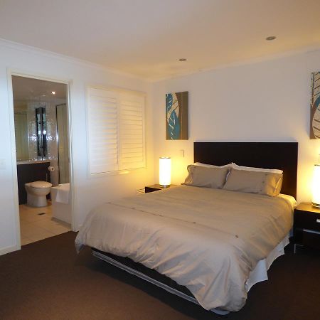 Marina View Apartment Airlie Beach Exterior photo